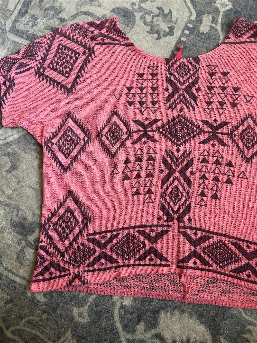 Women's Pink Aztec Print Cropped Short Sleeve Top